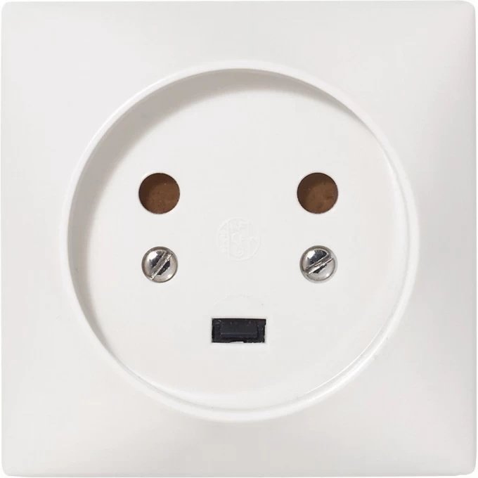 Розетка LEGRAND 2К+З на винтах белый 055422 Розетка LEGRAND 2К+З на винтах белый 055422